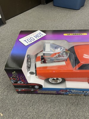 HUGE MUSCLE MACHINES 1/8 SCALE 69 CAMARO RC 28