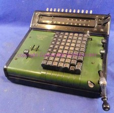 Mercedes Euklid Modell 29 - Rechenmaschine alt antik - Samlg. Knoblauch 1639