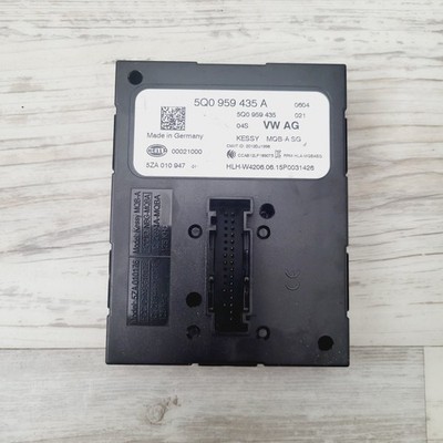   2016 AUDI S3 A3 8V OEM KEYLESS ENTRY ACCESS CONTROL MODULE COMPUTER UNIT