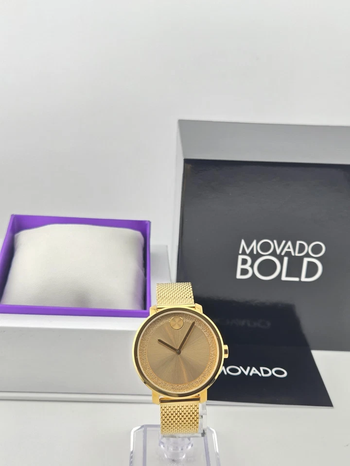 Reloj para mujer Movado Bold 3600580 esfera dorada acero inoxidable reacondicionado Foto 2 de 4