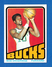 1972 Topps #42 Bob Dandridge NM-MT Milwaukee Bucks