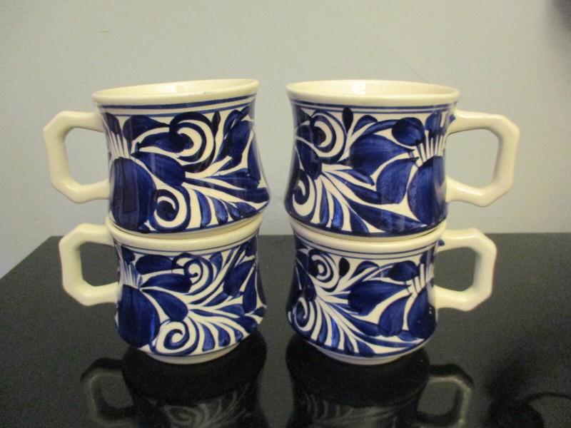 Set 4 Vintage Blue Hand Painted Folk Art Mexican Pottery Large Coffee Mugs Cups!