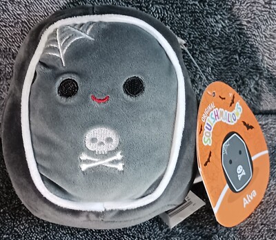 Rare Kellytoy Squishmallows 4'' Halloween 2023 Alva Casket/Coffin S4 #1508 NWT