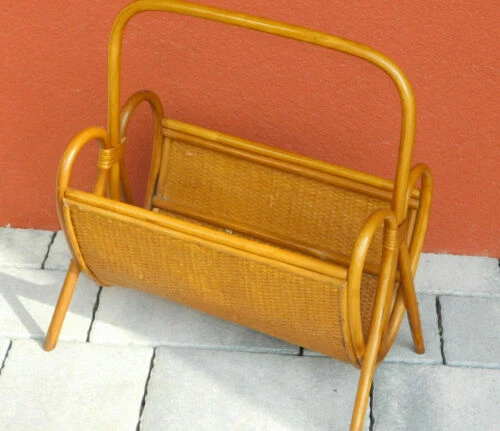 Meubles de rangement du XXe siècle porte revues design du xxème