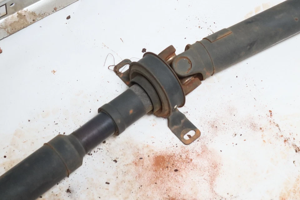 Jaguar XK 2007-2009 4,2 L eje de transmisión trasero cardán eje de hélice OEM Foto 3 de 4