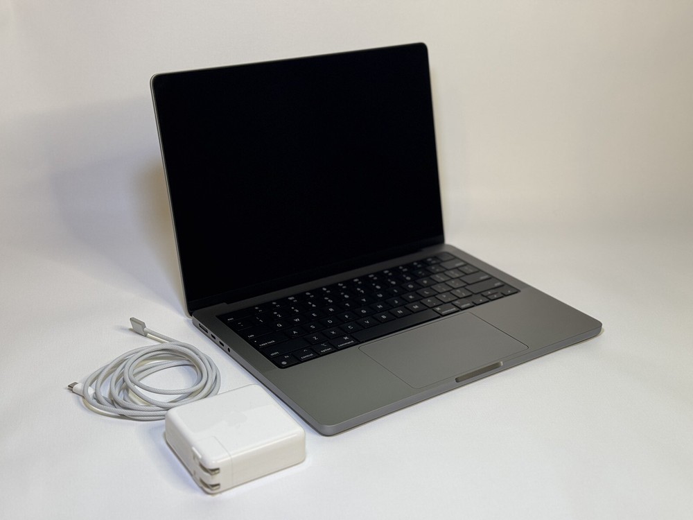 PARTS Apple 14 Inch Space Gray MacBook Pro with M1 Max Chip 64GB 8TB