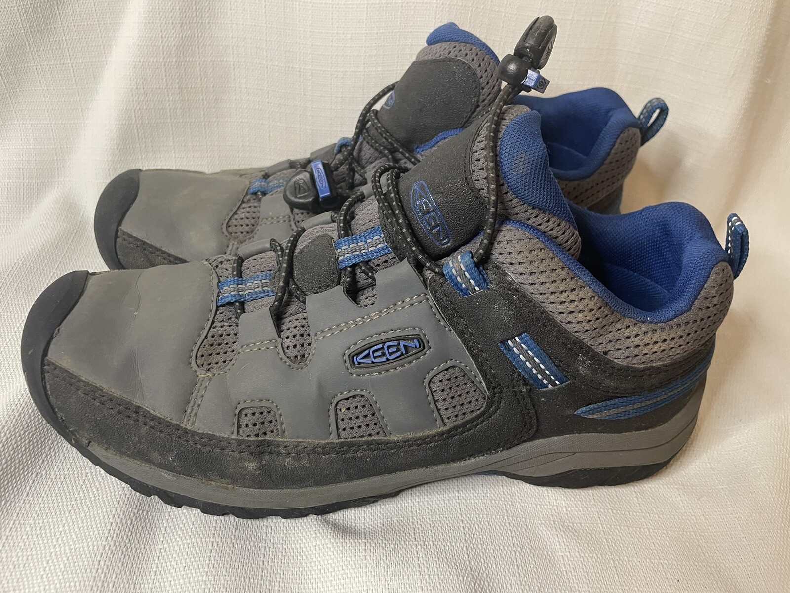 Keen Big Kid 37 US 5 scarpe grigie in pelle donna 6 5