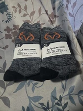 New RealTree Men’s Winter Outdoor Boot Socks  Sz 6-12  2-2Pack (4pairs)
