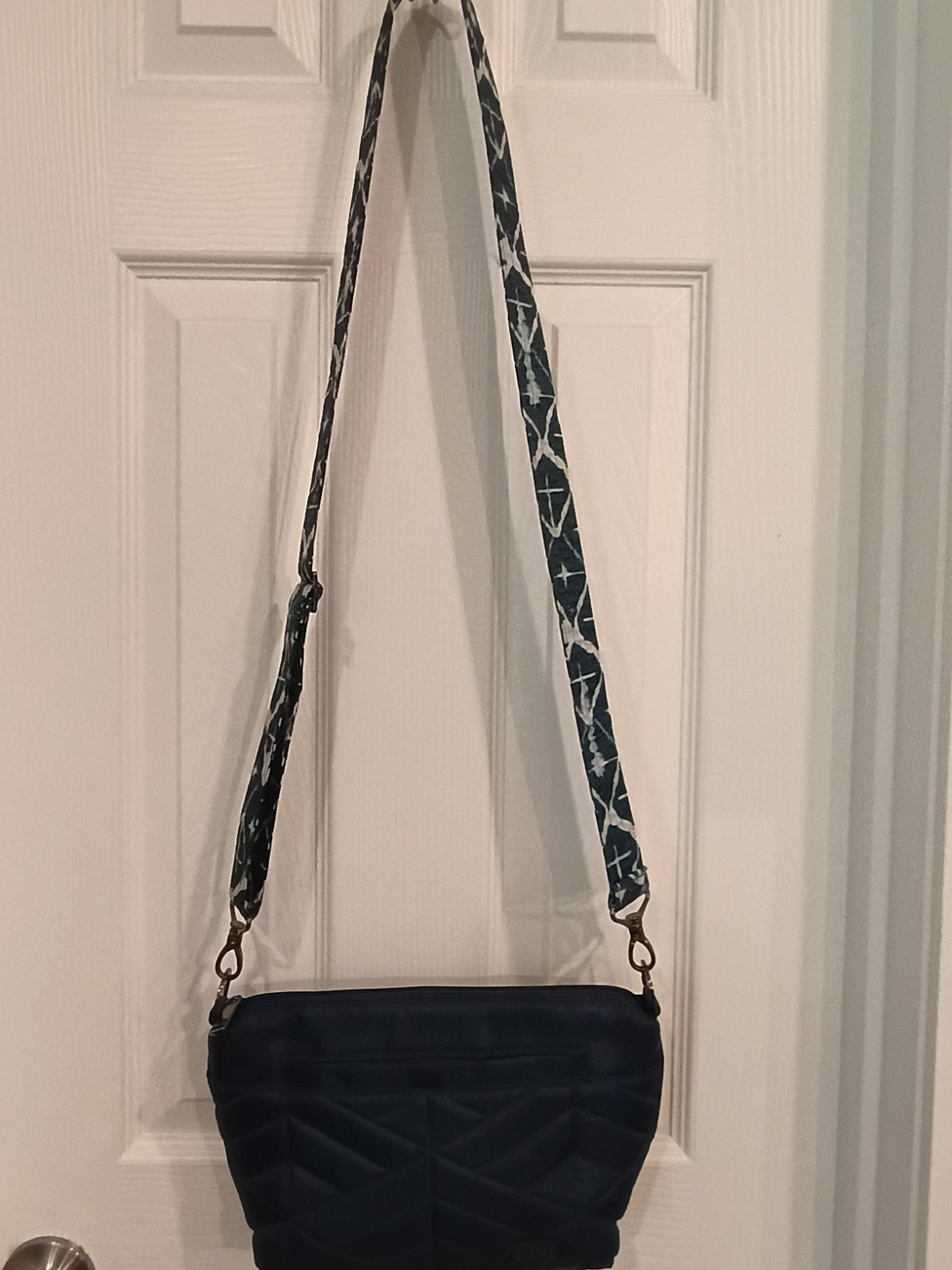 Lug Women’s Navy Small Quilted Crossbody Bag Geometric Strap Zip Gunmetal