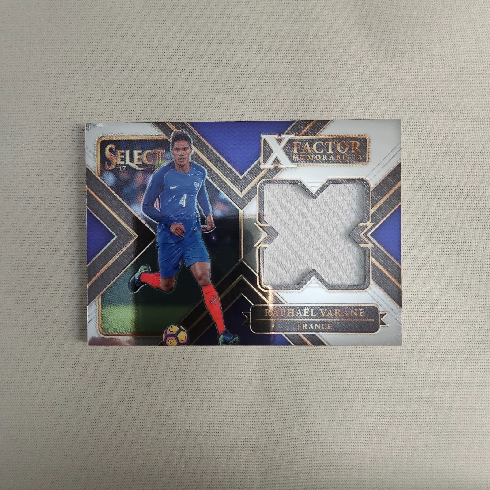 Panini Select Soccer 2017/18 - Francia - Rafael Varene - PATCH