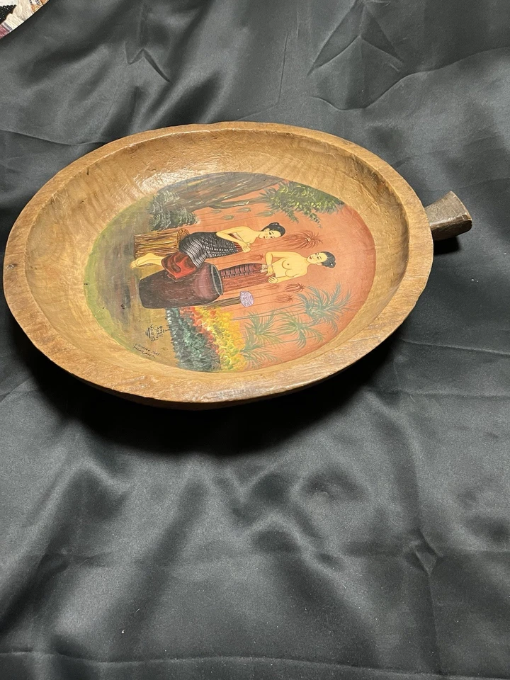 XXL Vintage Hand Carved/Hand Painted Nude Deep Wooden Handle Footed Dough Bowl - Image 2 of 4