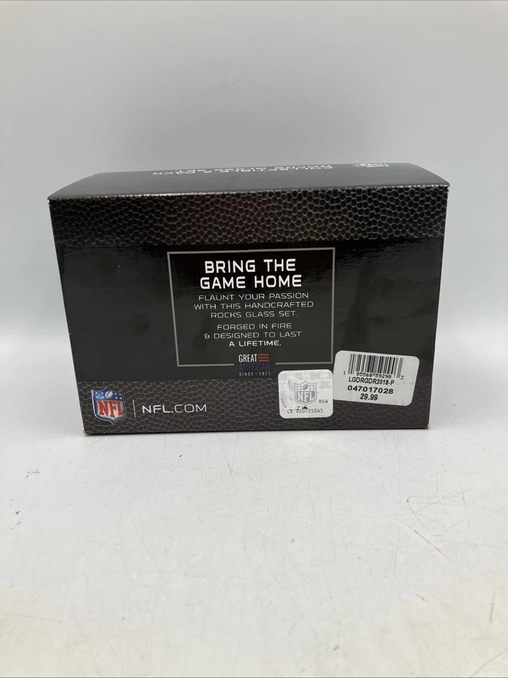 Paquete de 2 vasos de whisky New England Patriots Rocks con estampado de diseño plateado Foto 3 de 4