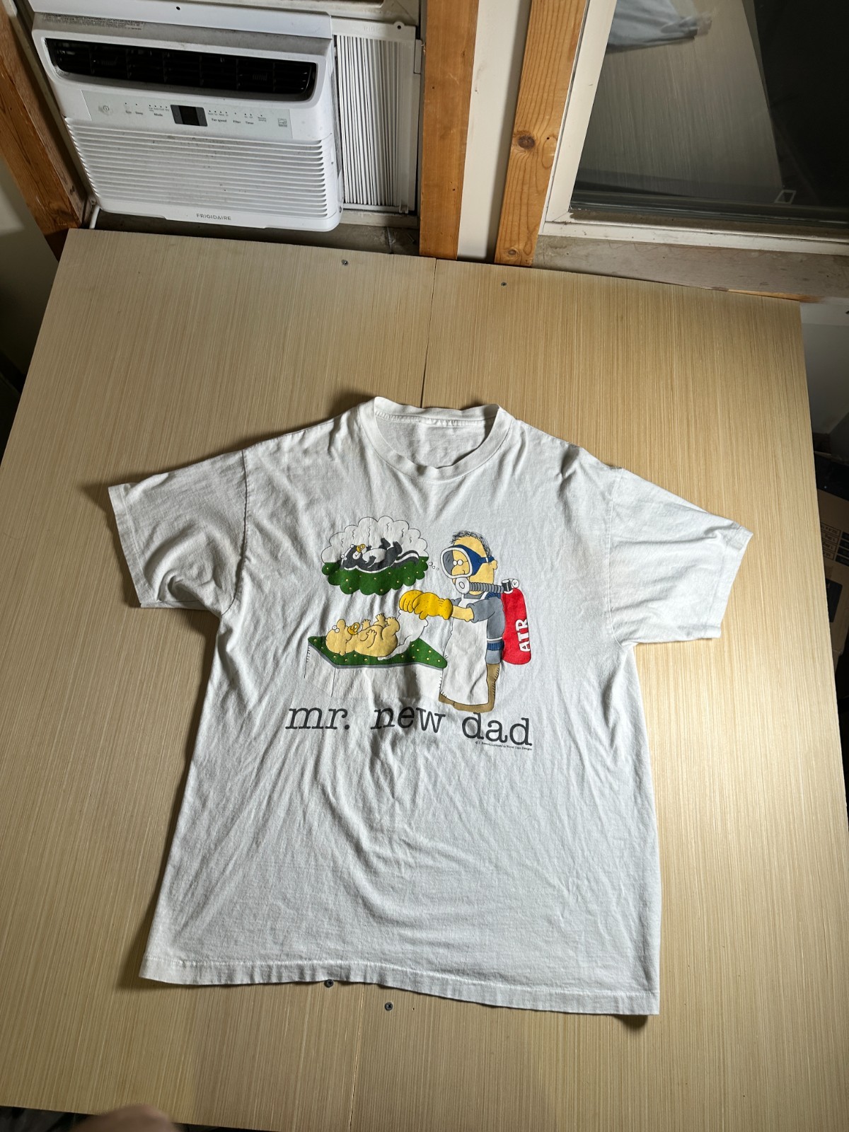 Vintage 90s Mr New Dad Changing Diaper T Shirt Mens White Graphic Single Stitch