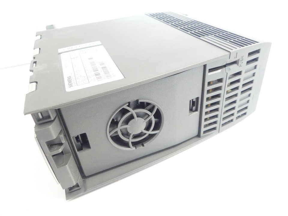Siemens G120C PN 6SL3210-1KE12-3AF2 Frequenzumrichter SN: XAK324-000552 ...