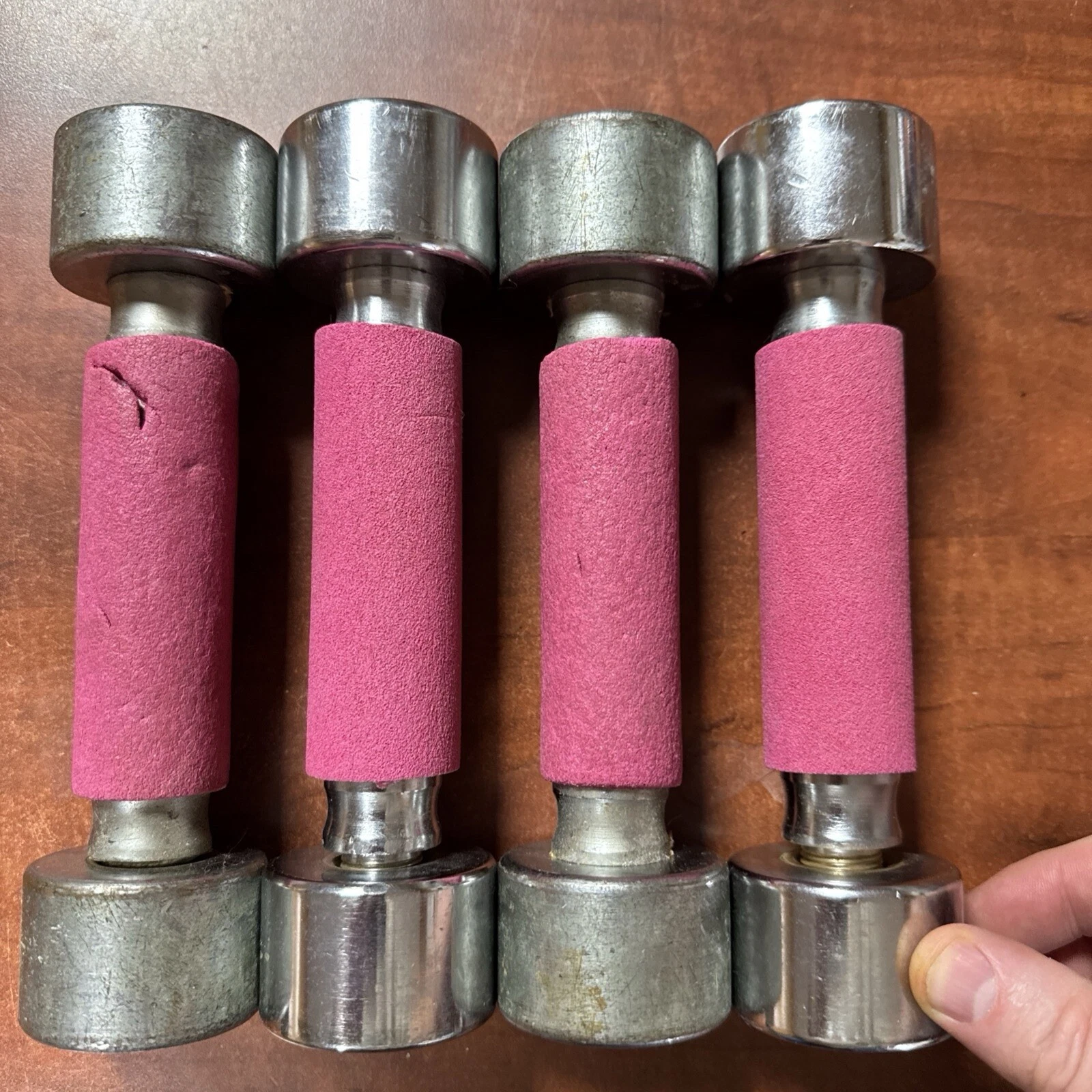 Vintage Set Of 4 Hand Weights/Dumbbells Aerobic Walking Screw On Pink/Chrome