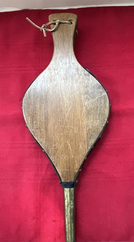 VINTAGE 15.25” WOODEN FIREPLACE BELLOWS W’ EAGLE ON FRONT HANGING LOOP HEARTH - Picture 8 of 13