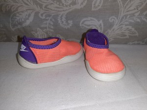 size 2 baby water shoes