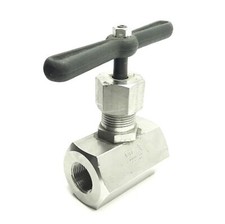 Apollo 60B-704-01 RP&C Barstock Globe Valve 3/4" NPTF, 316 SS, 10000 Psi Max