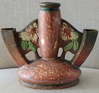 VINTAGE ROSEVILLE POTTERY DAHLROSE TRIPLE BUD VASE # 76-6