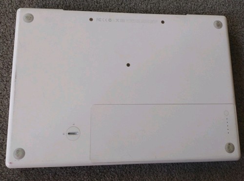 Apple MacBook A1181 13.3 blanco piezas no probadas o reparaciones computadora limpia 💻 2007 - Imagen 7 de 13