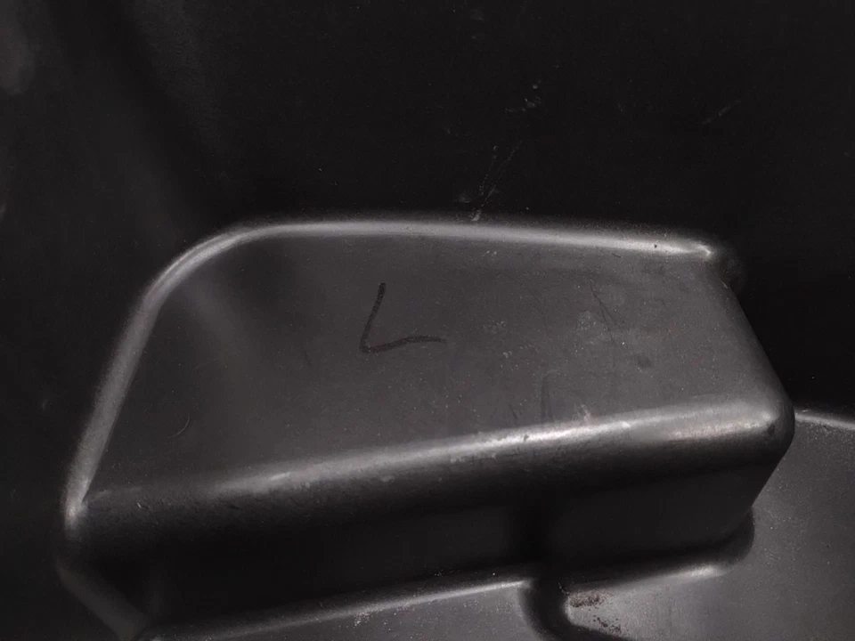 2011 Can-Am Spyder RT 990 Left Saddlebag Storage Luggage Box Housing - Image 3 of 4