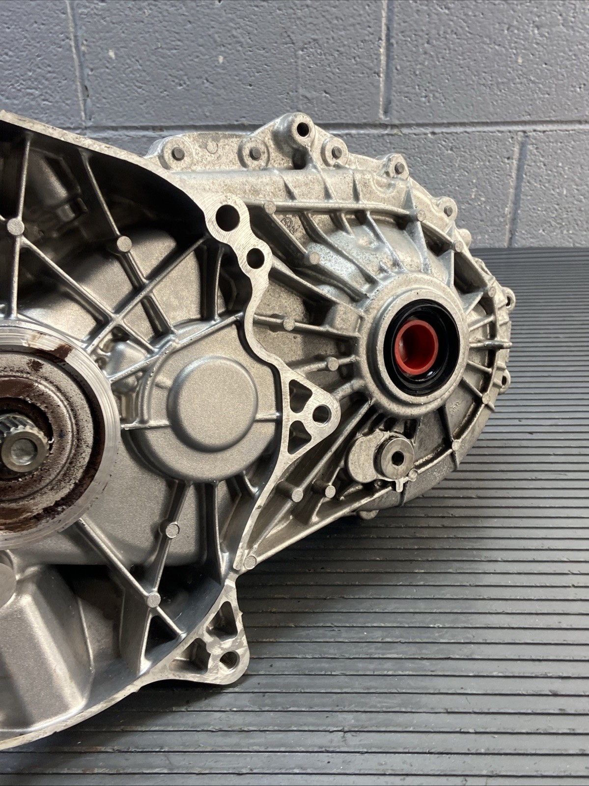 BMW i8 2014-2020 Electric motor