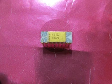 Vintage INTEL C2102 NMOS Static RAM for C4004/MCS-4 CPU Zebra-Gray/Gold DIP16 IC