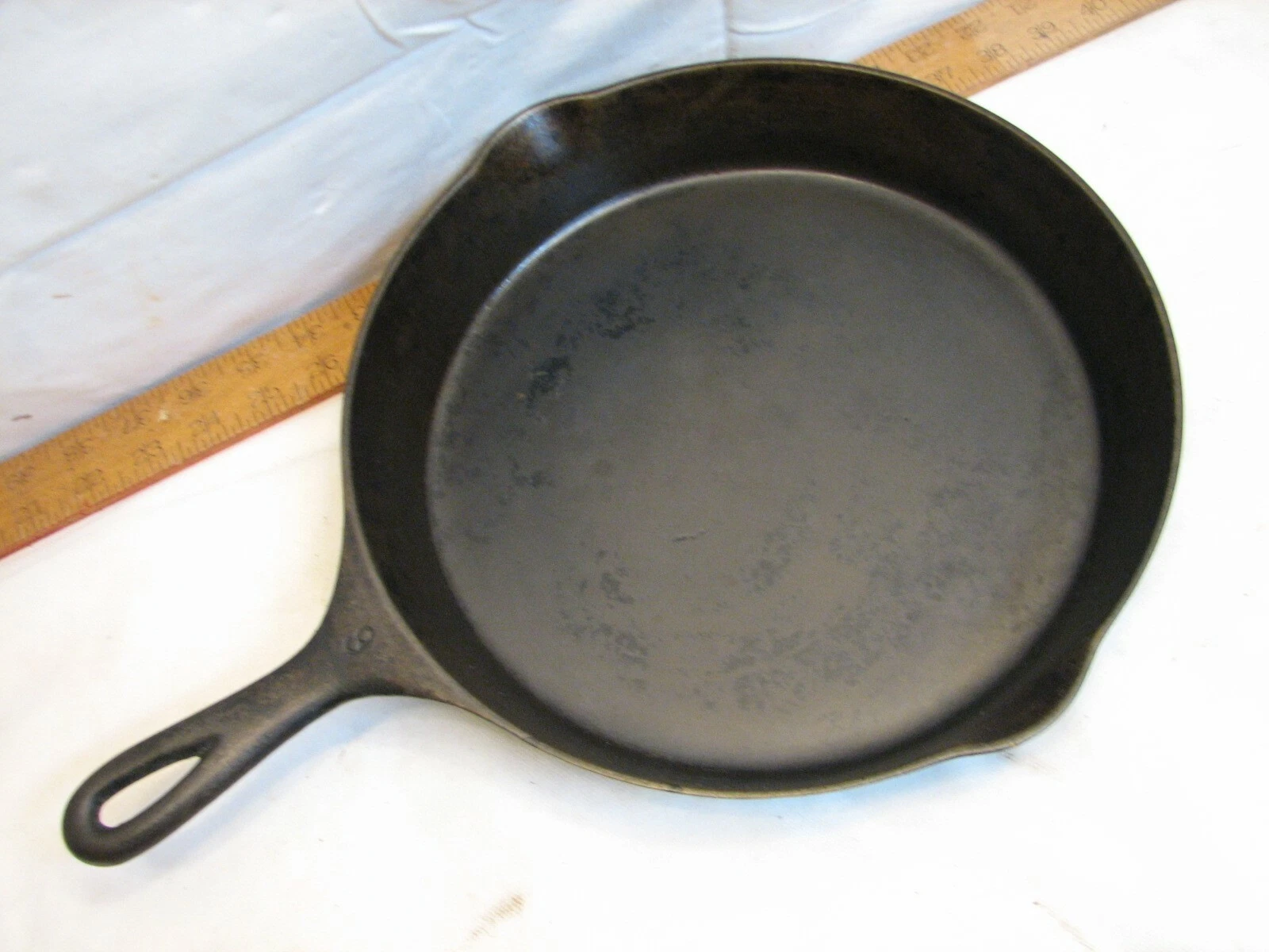 Antique Wagner Sidney No. 9 Cast Iron Skillet w/Heat Ring 1359 Fry Pan