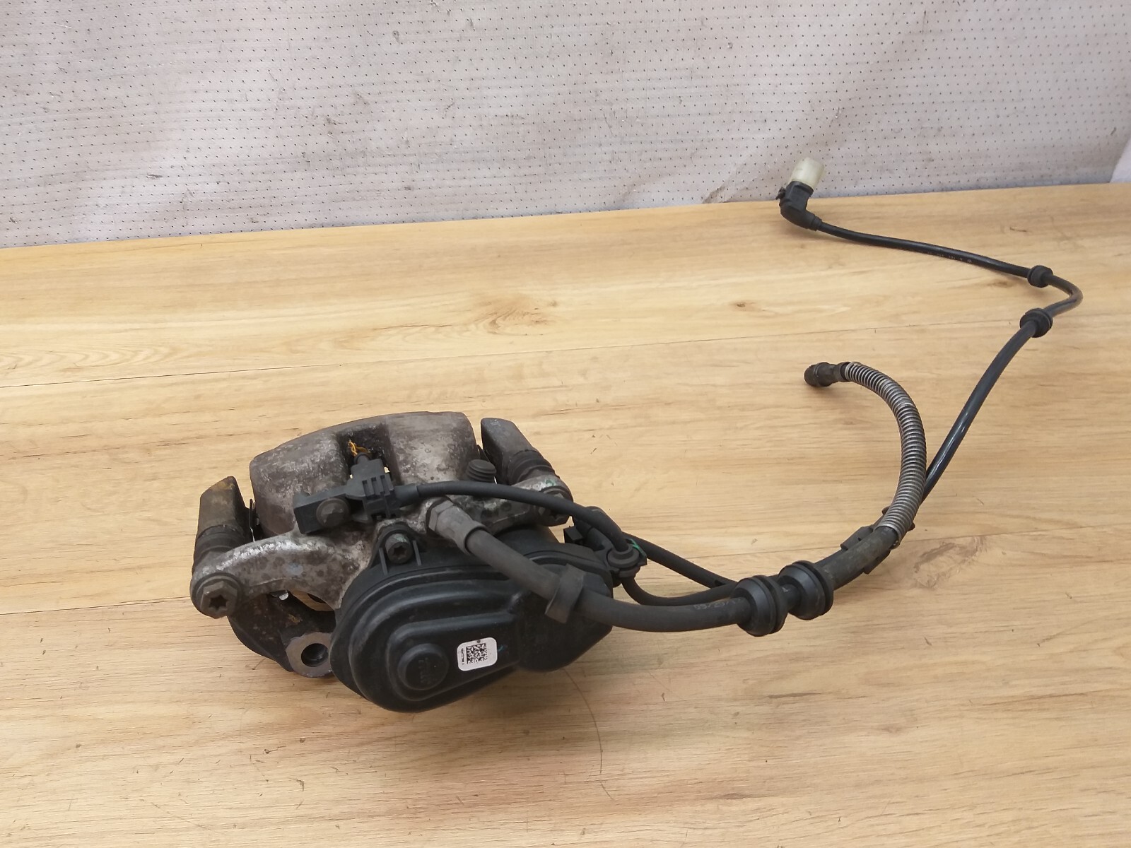 Mercedes-Benz ML W166 Bremssattel 325x14 Stellmotor Hinten Rechts 