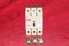 Cutler Hammer Eaton GD 22K Westinghouse 3 Phase Circuit Breaker 15 Amp 240/480V