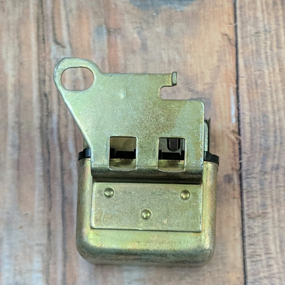 Relé de bocina Napa Echlin HR112 para AMC Rebel Marlin Dodge Polara D100 S500 12V Nuevo de Lote Antiguo Foto 3 de 4