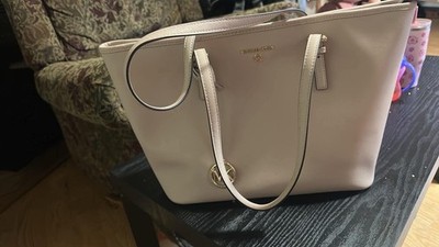Michael Kors Large Beige Tote Zip Top Gold Hardware Bag Charm Lined Pockets