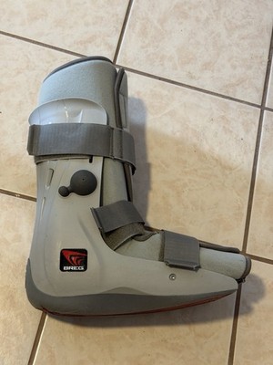 Breg Genesis Walking Boot Sz L Gray Full Shell Pump 3 Strap Post-Op Orthopedic