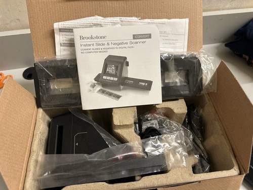 Brookstone iConvert Instant Film & Slide Negative Scanner No Computer Needed - Picture 4 of 5
