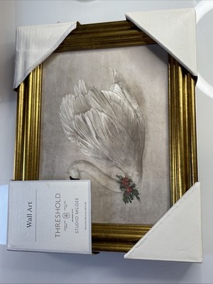 Threshold / Wall Art / Swan / 10'' by 8'' / Gold Frame