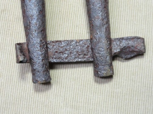 Antique Large Ox Yoke Ring w/ Hand Forged Staple & Keeper Blacksmith Made 'O2' - Picture 12 of 16