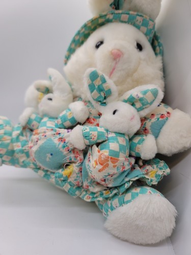 Vintage Dan Dee 10 Zoll Hase Kaninchen mit Blumenkleid & Babys Stofftier Plüschtier Ostern - Bild 5 von 13