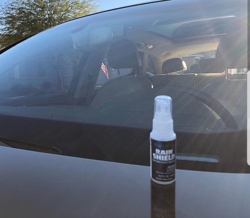 Nanotech Surface Solutions- Rain Shield: Windshield Rain Repellent- 1 Oz (6 Kit) - Picture 5 of 7