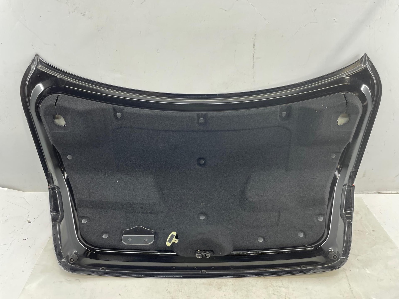 2014 Maserati Quattroporte S Trunk Lid W/ Light Camera Dirt In Paint Black OEM