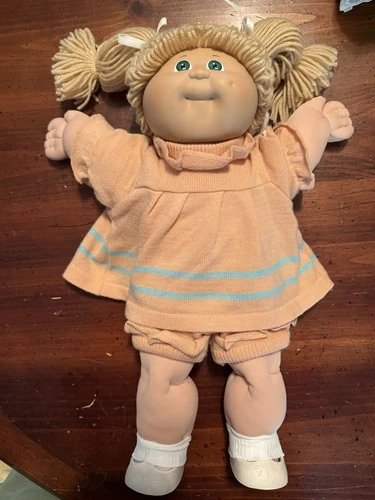 Cabbage Patch Kids Blonde Girl Doll 1983 Hong Kong