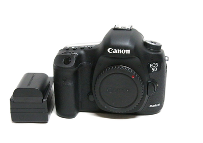 Canon EOS 5D Mark III 22.3 MP SLR Camera Body only 16k shutter