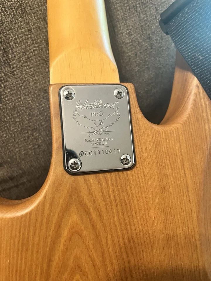 Bajo Washburn Bantam Series - XB100 - 1998-2004 - Natural Mate Foto 3 de 4