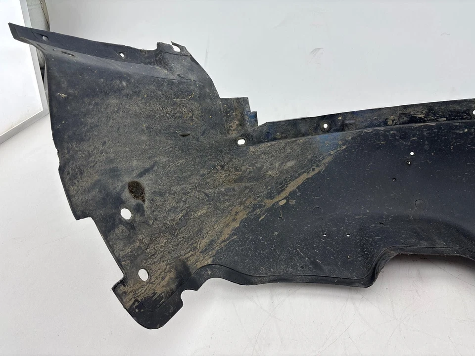 2004-2007 Chevrolet Silverado 1500 Front Left Inner Fender Liner OEM - Image 2 of 4