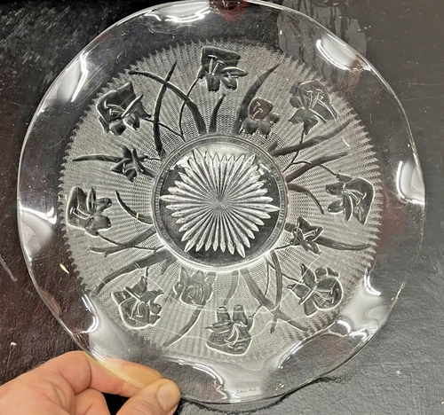 Clear Jeannette Iris and Herringbone 9.5" Ruffled Serving Bowl Vintage