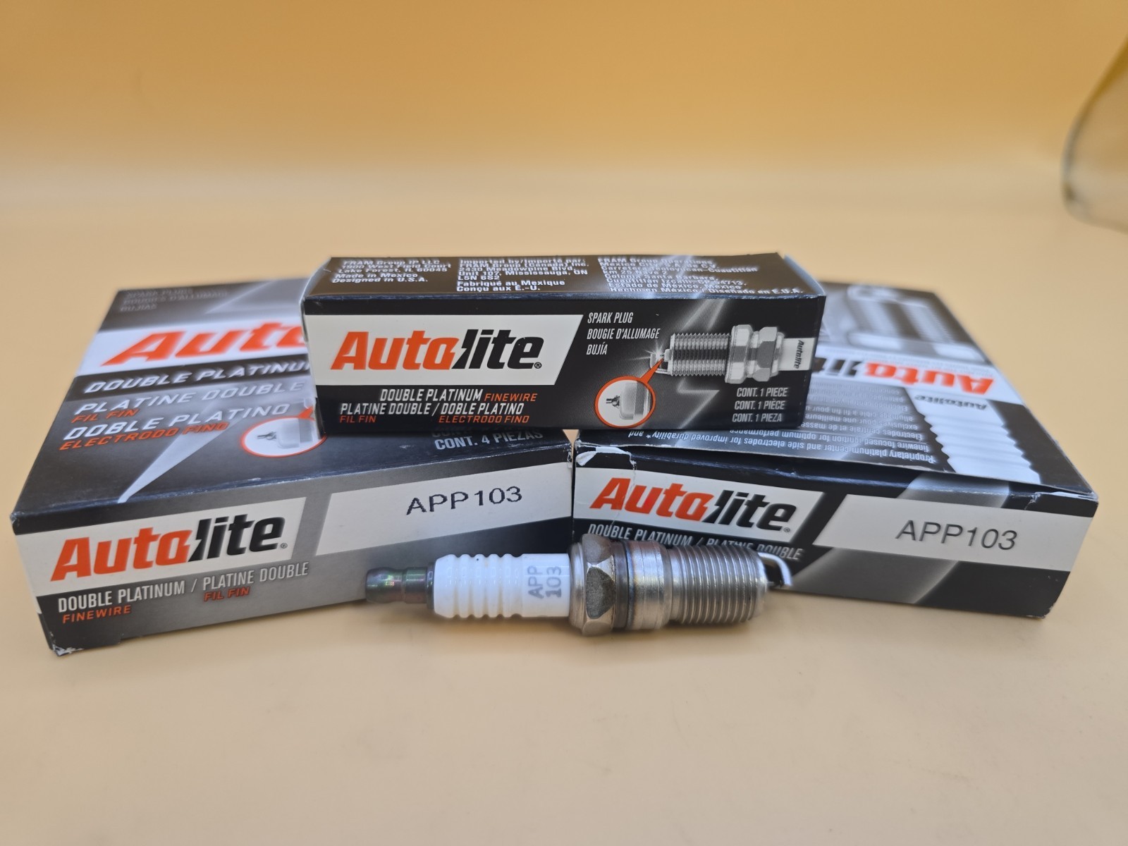 Autolite Double Platinum Spark Plugs - MPN APP103 - Set of 8 Spark Plugs