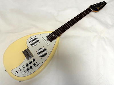 【8822】 vox apache-1 アパッチ オリンピックホワイト VOX APACHE-1 Teardrop Type Travel Guitar Vintage White Built-in