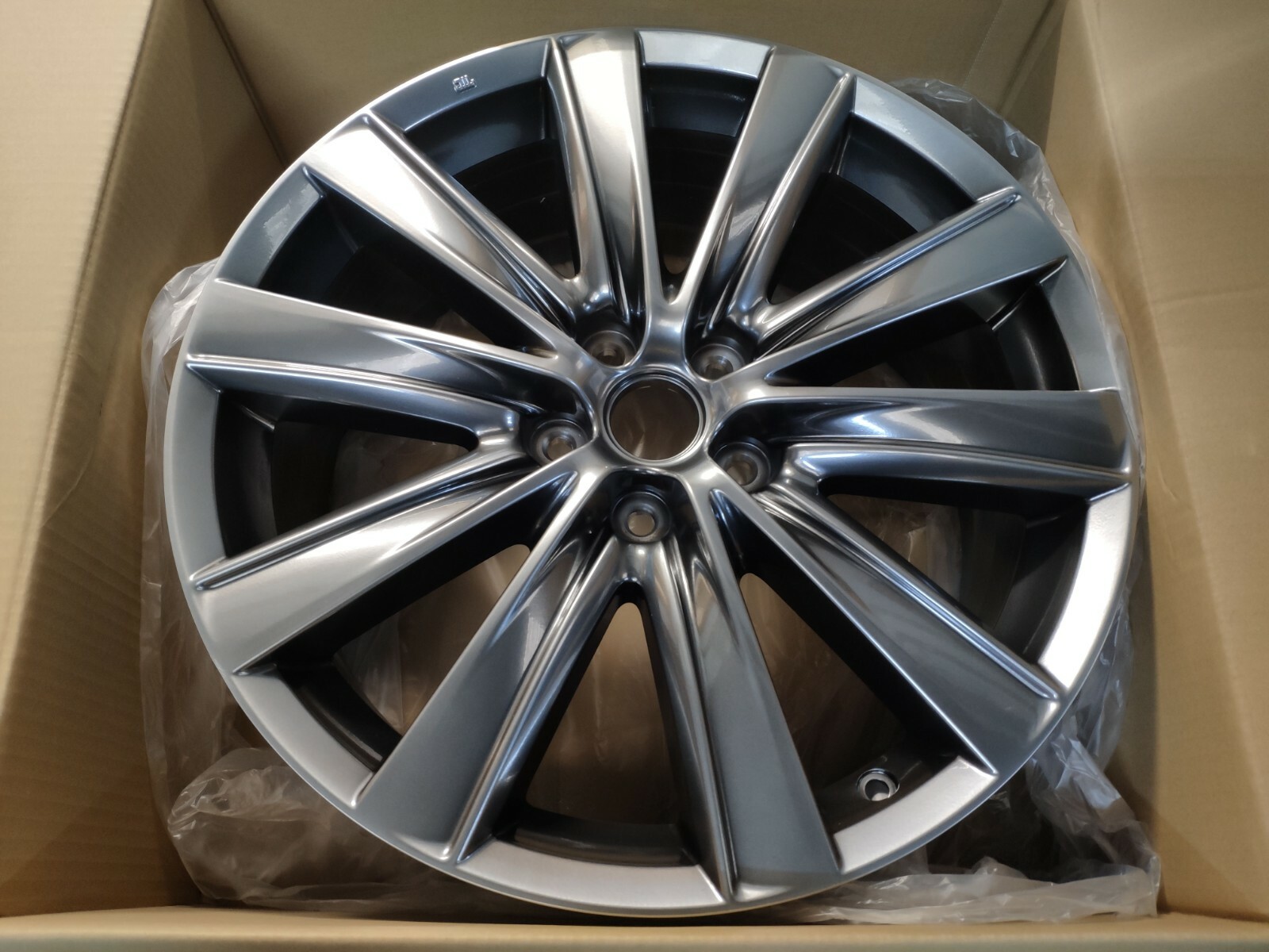 Genuine Mazda 6 Alloy Wheel With BRIDGESTONE 225/45 R19 Tyre 9965-28 ...