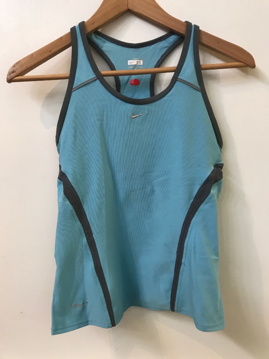 nike top with built in bra