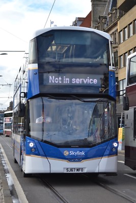 LOTHIAN SKYLINK Bus No.575 OKT 2017 6x4 Qualität Bus Foto ANSICHT 2