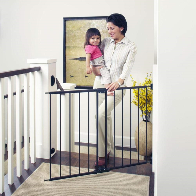 infant safety gate